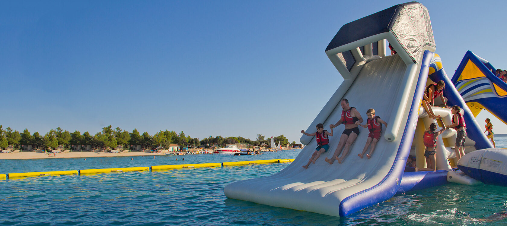 Aquaglide Freefall™ Supreme - Inflatable Water Slide