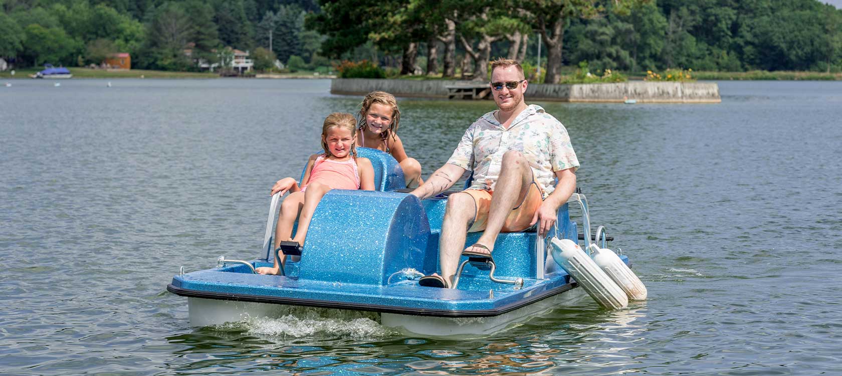 PW4 Pedal Boat Commercial Recreation Specialists